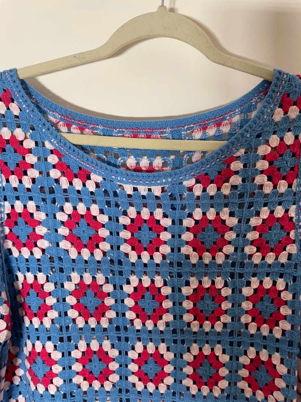 Cute Crocheted  Dress Coverup Size large EUC